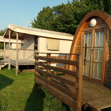 Camping Du Pontis Verteillac Eksteriør billede