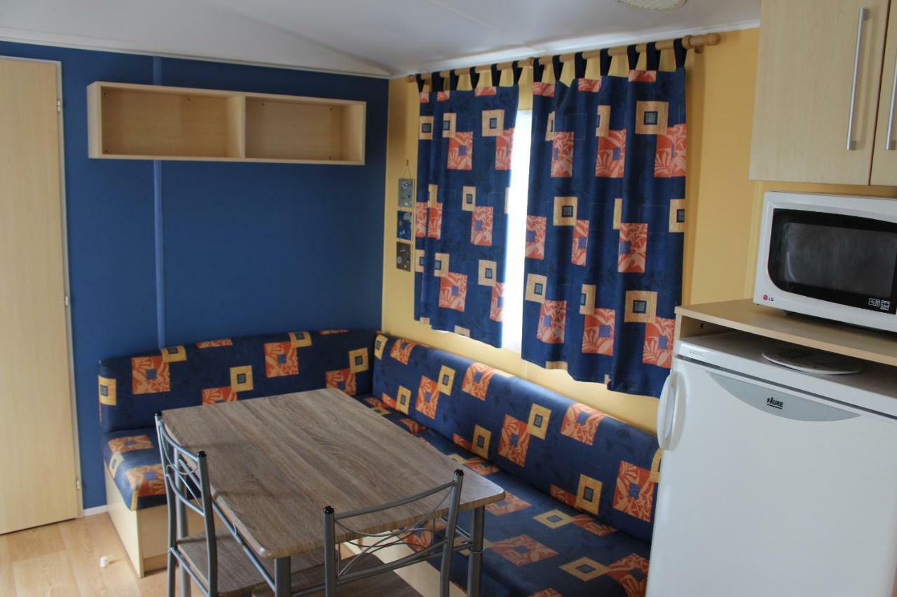 Camping Du Pontis Verteillac Eksteriør billede